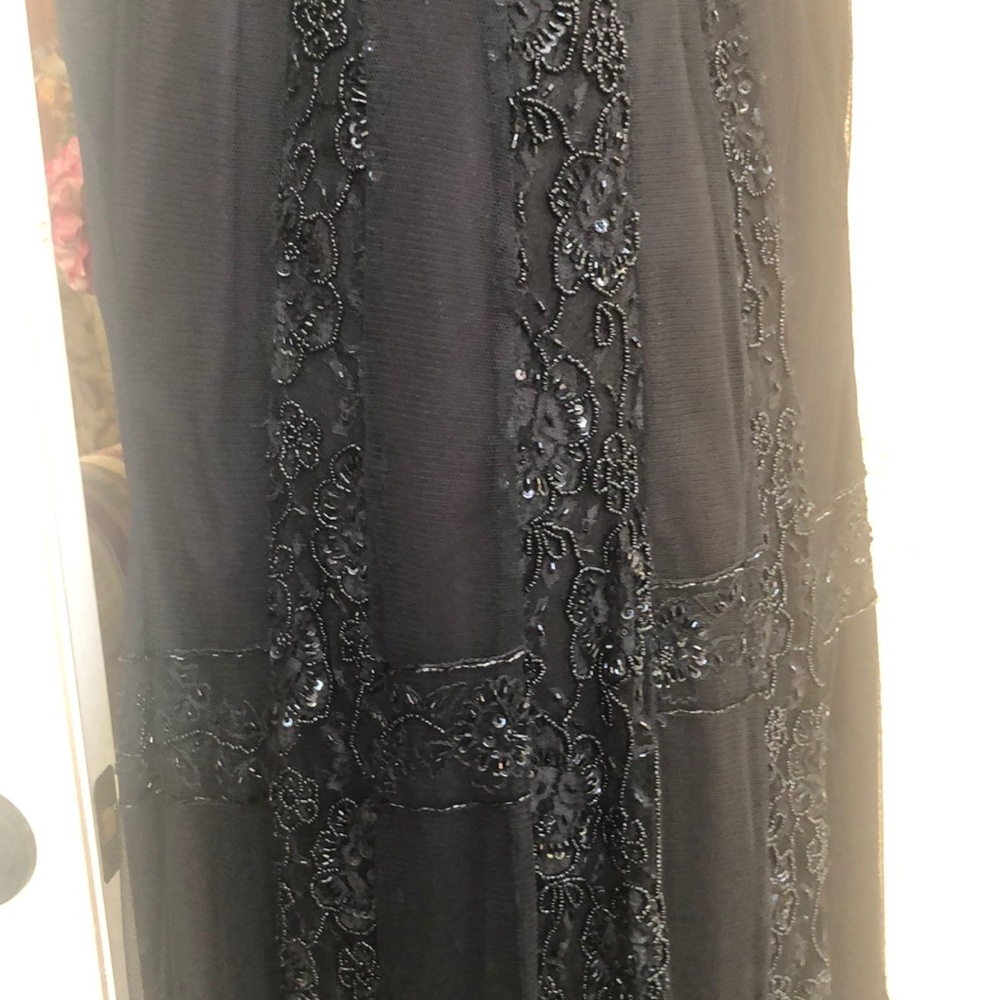 Dress - Picture 4 of 6